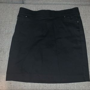 Black skort